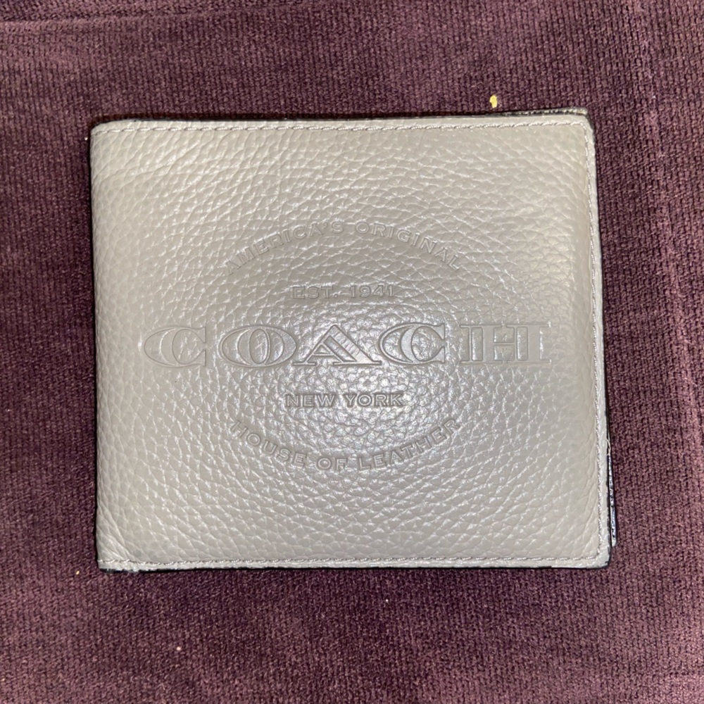 COACH leather wallet NWOT